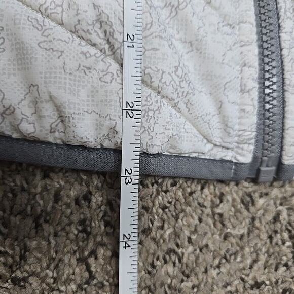 Smartwool Corbet 120 Vest Size XS Quilted White Gray Patterned Wool Winter Layer - Picture 6 of 15